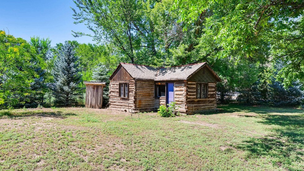 More Photos Of 1305 W 3rd St, Florence Hotel For Sale