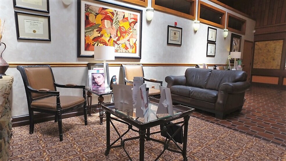 More Photos Of 130 E Hillcrest St, Orlando Medical For Sale