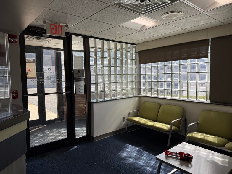 More Photos Of 900 Lima Ave, Findlay Warehouse For Sale