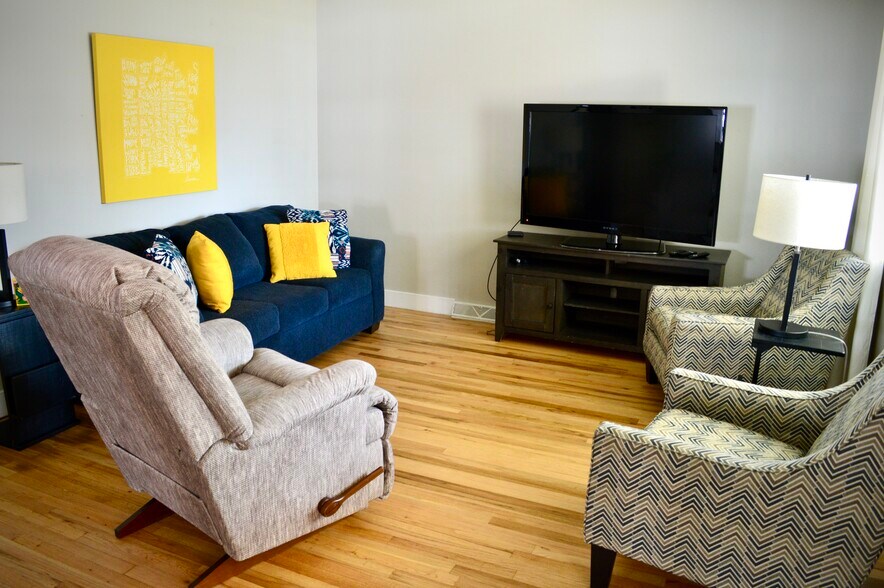 More Photos Of 2200-2216 S Cherry St, Denver Apartments For Sale