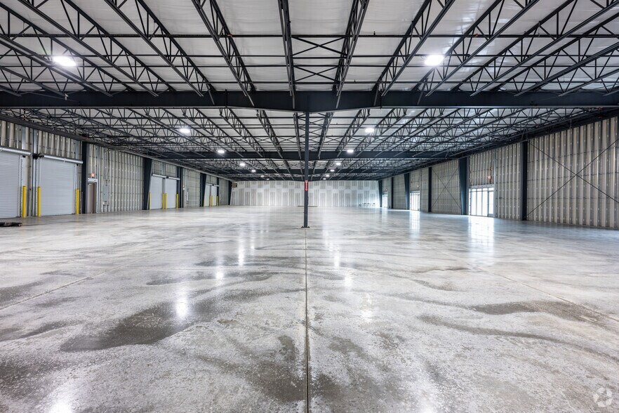 More Photos Of 8229 Tyner Rd, Colfax Light Distribution For Lease