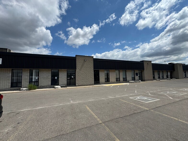 More Photos Of 80 Hale Rd, Brampton Warehouse For Sale
