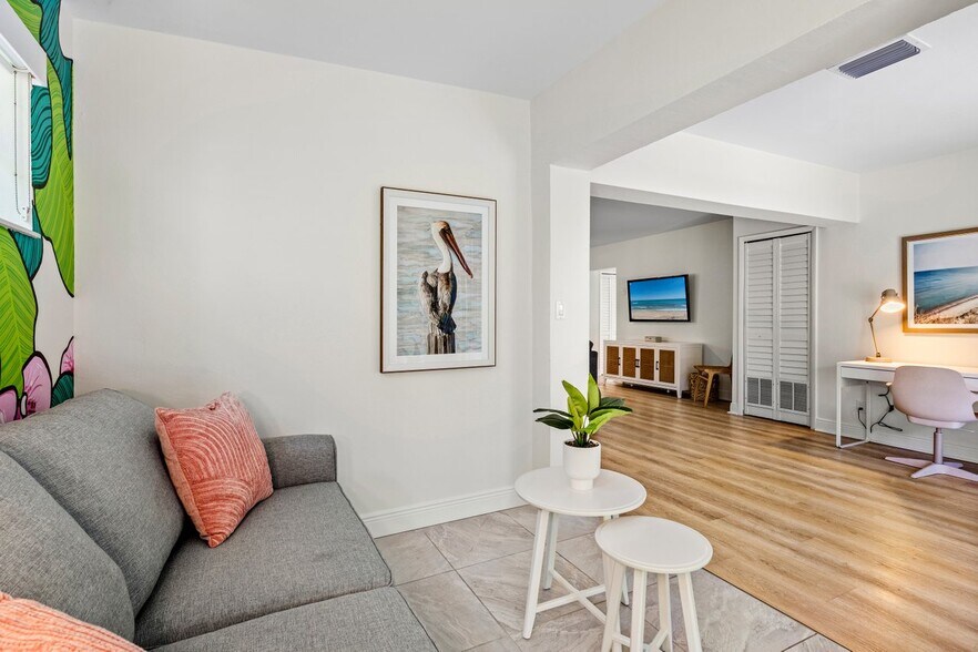 More Photos Of 615-617 NE 9th Ave, Fort Lauderdale Apartments For Sale