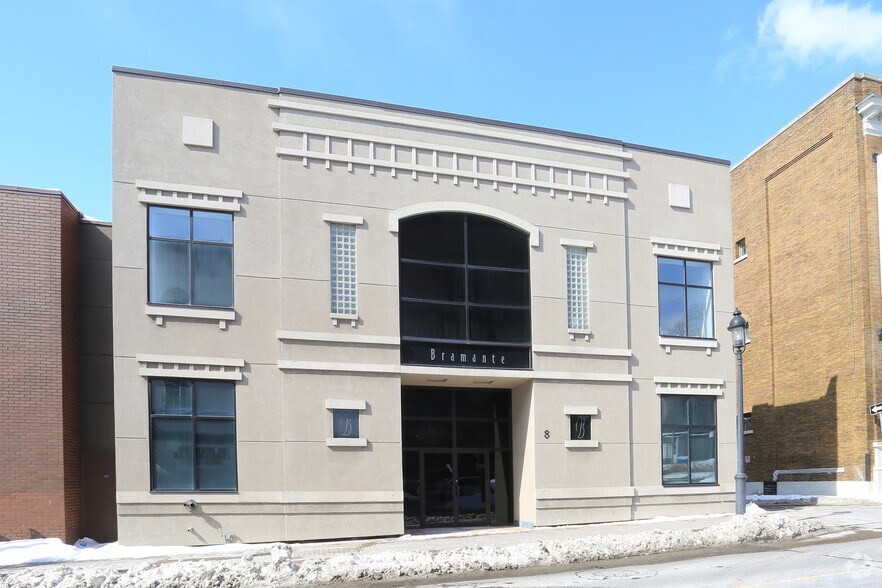 More Photos Of 8 Queen St N, Kitchener Office For Lease