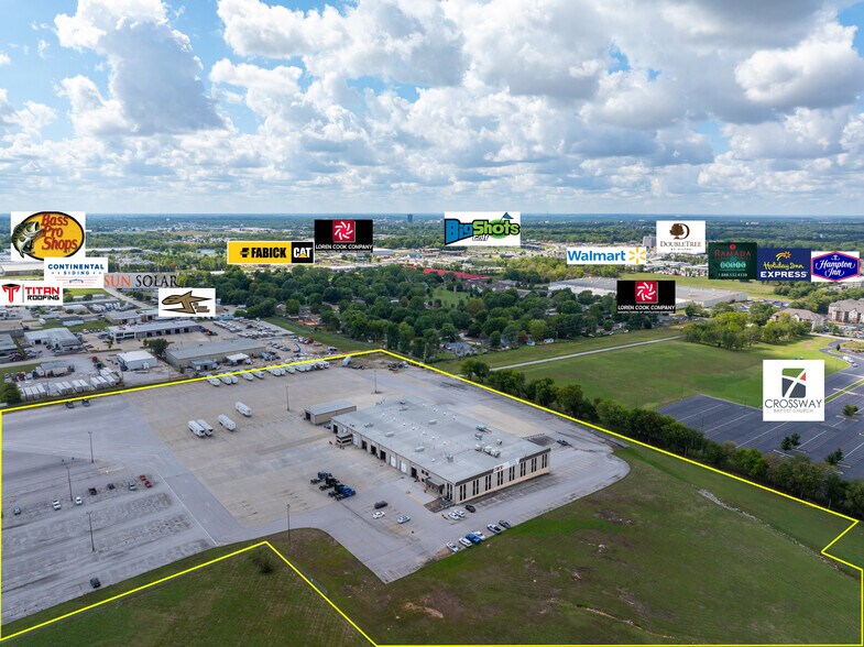 More Photos Of 2813 N Neergard Ave, Springfield Truck Terminal For Sale