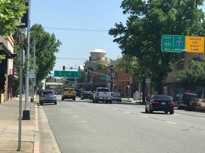 More Photos Of 1201 Market St, Redding Restaurant For Lease