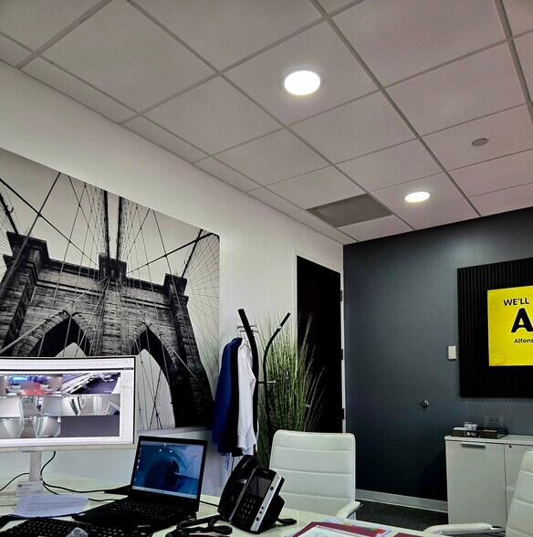 More Photos Of 110 SE 6th St, Fort Lauderdale Coworking Space