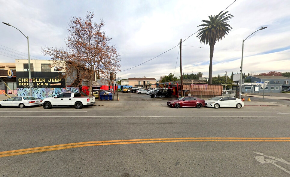 Primary Photo Of 4471 Santa Monica Blvd, Los Angeles Freestanding For Sale