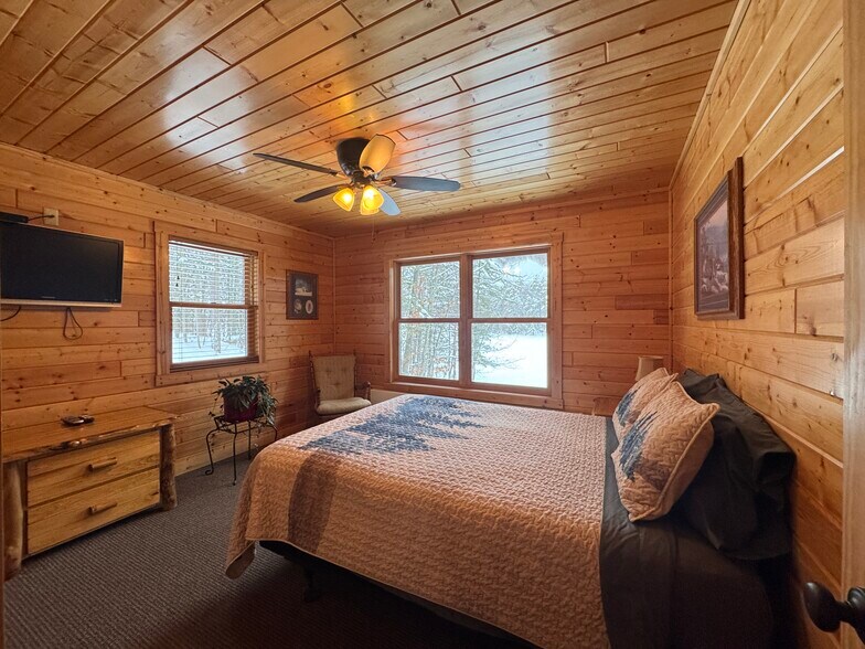 More Photos Of 4475 County P, Rhinelander Hotel For Sale