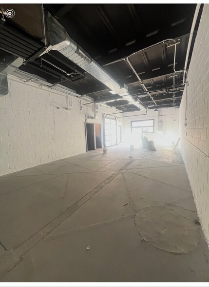 More Photos Of 57-65 E 2nd St, Mineola Warehouse For Lease
