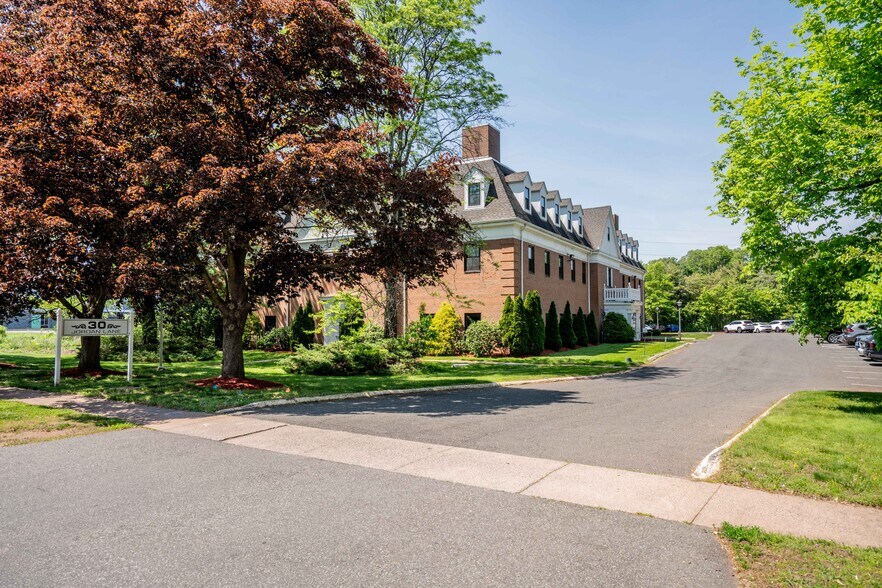 More Photos Of 30 Jordan Ln, Wethersfield Office For Sale