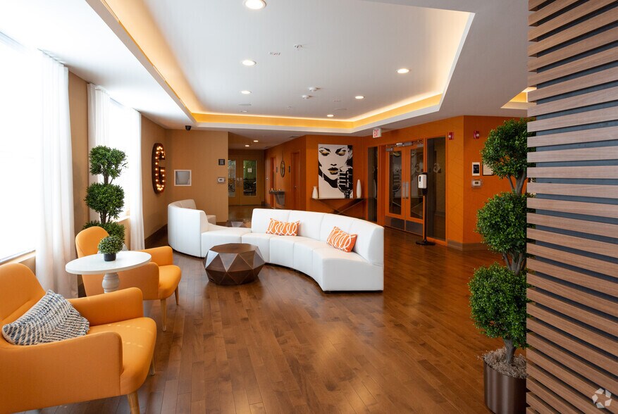 More Photos Of 56 Broad St, Bloomfield Apartments For Lease