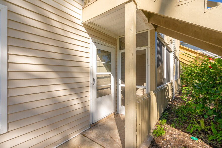 More Photos Of , South Daytona Multifamily For Sale