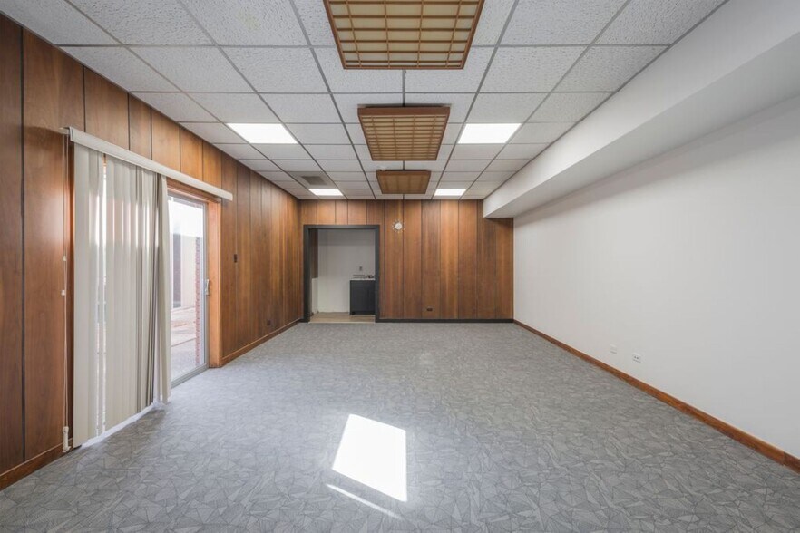More Photos Of 807 Hudson Ln, Monroe Office For Sale