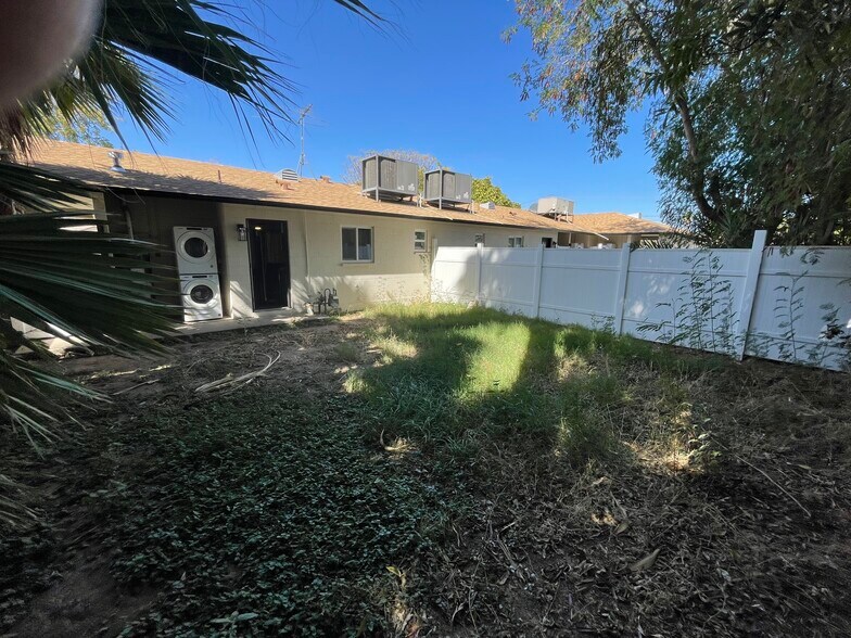 More Photos Of 5963 W Ocotillo Rd, Glendale Apartments For Sale