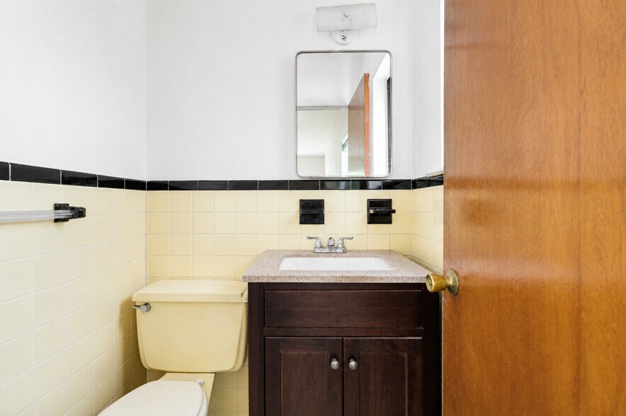More Photos Of 5834 Fieldston Rd, Bronx Apartments For Sale