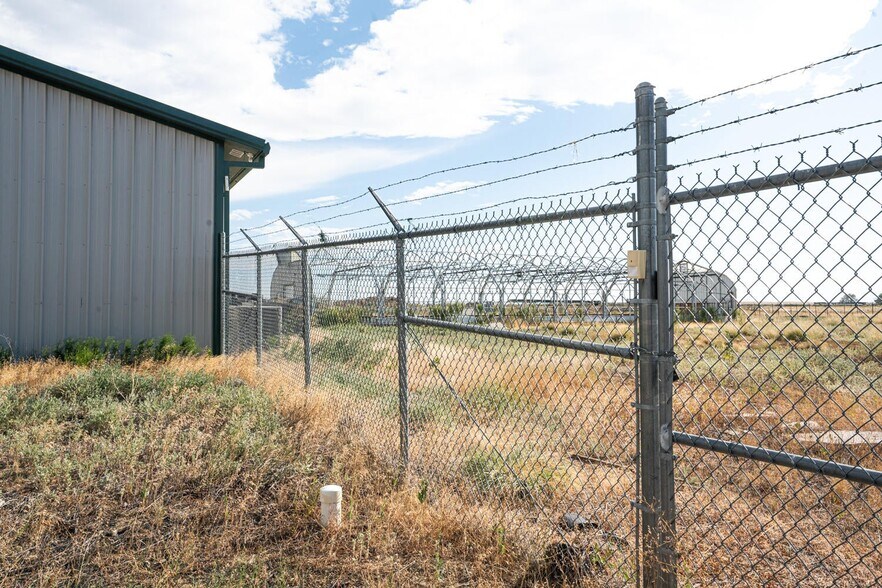 More Photos Of 2831 59th Ln, Boone Specialty For Sale