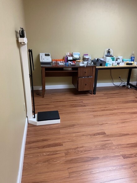 More Photos Of 11219 Financial Centre Pky, Little Rock Medical For Lease