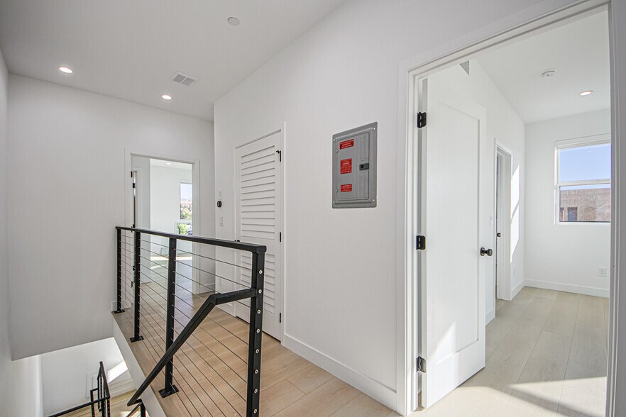 More Photos Of 2200 Thurman Ave, Los Angeles Multifamily For Sale