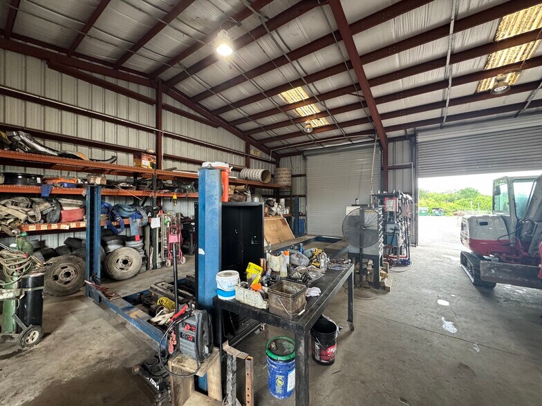 More Photos Of 5775 126th Ave N, Clearwater Warehouse For Sale