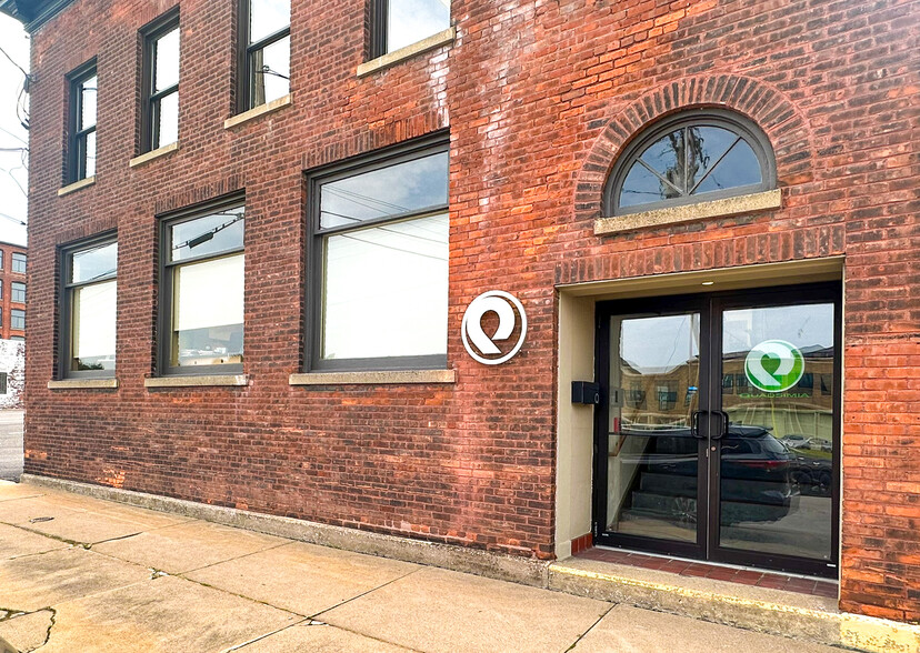 Primary Photo Of 412 Main St, Utica Warehouse For Lease