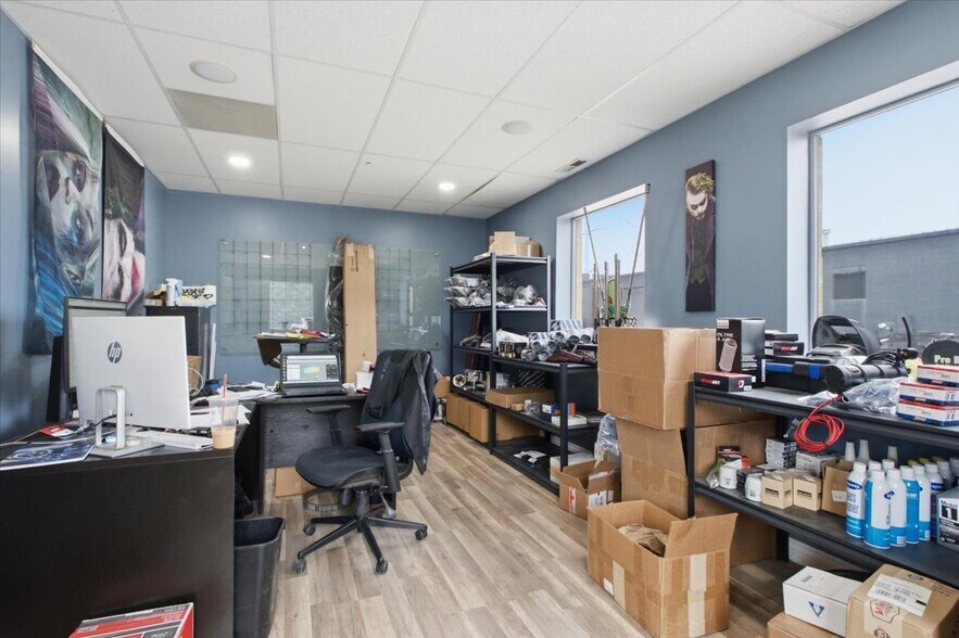More Photos Of 14860 S Concord Park Dr, Bluffdale Light Distribution For Sale