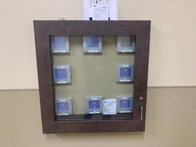 More Photos Of 694-760 Crescent St, Brockton Storefront For Lease