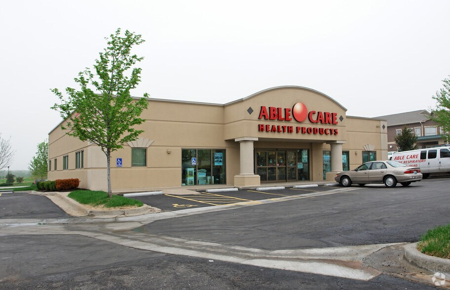 Primary Photo Of 5911 NW Barry Rd, Kansas City Freestanding For Sale