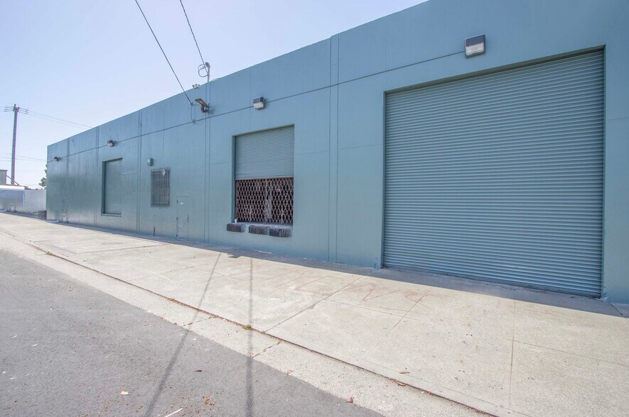 More Photos Of 1400 Carroll Ave, San Francisco Warehouse For Sale