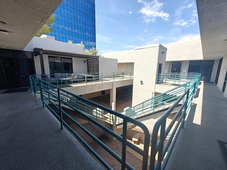 More Photos Of 2100 N Central Ave, Phoenix Office For Lease