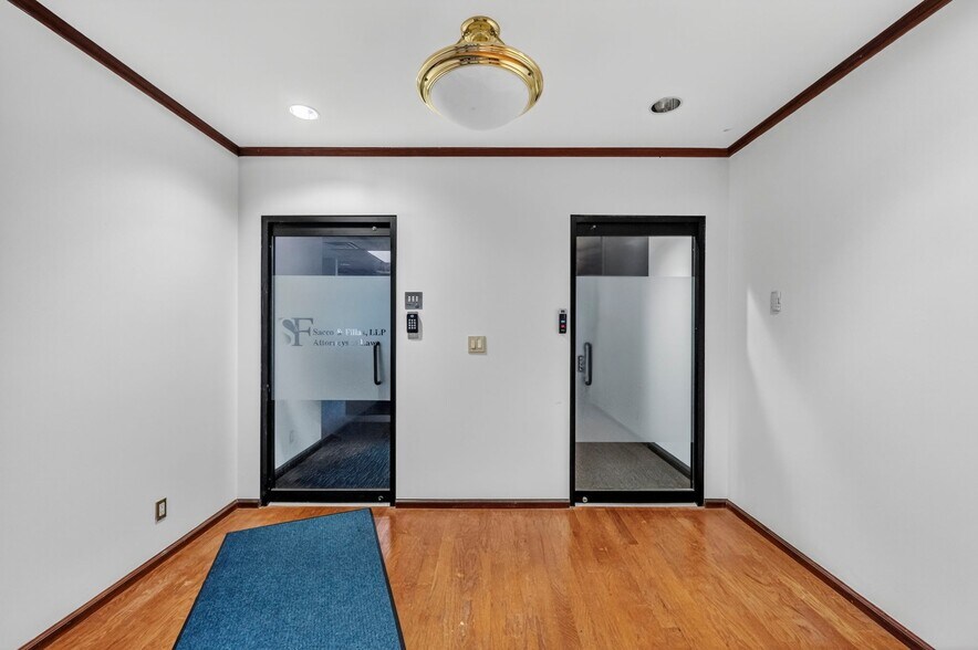 More Photos Of 2160 N Central Rd, Fort Lee Office For Lease