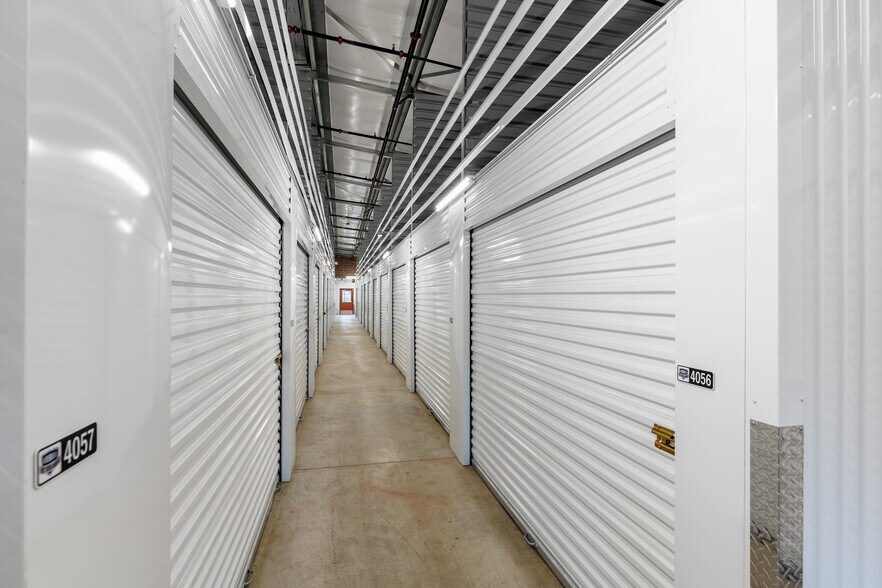 More Photos Of 260 N Lees Creek Rd, Port Angeles Self Storage For Sale