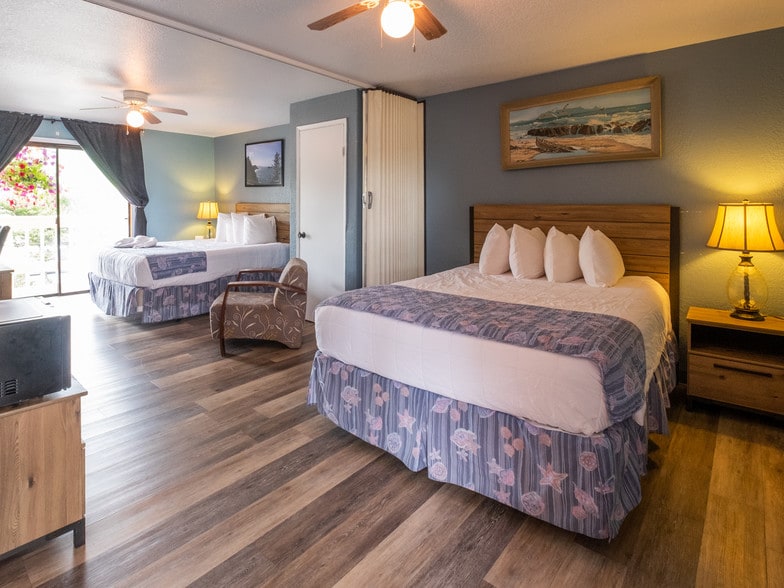 More Photos Of 301 N Miller St, Rockaway Beach Hospitality For Sale