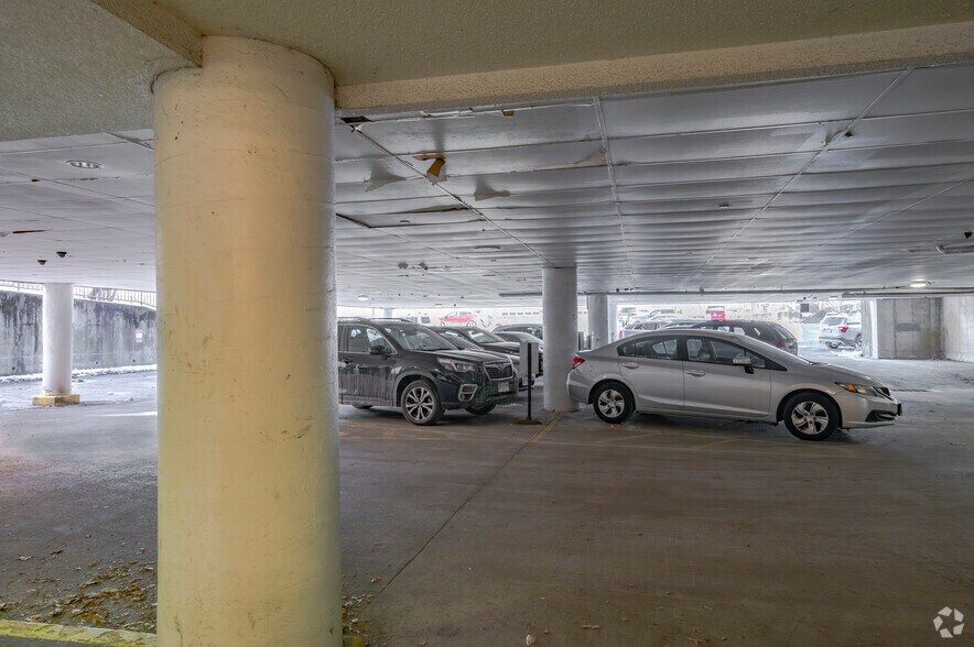 More Photos Of 330 Main St, Hartford Office For Sale