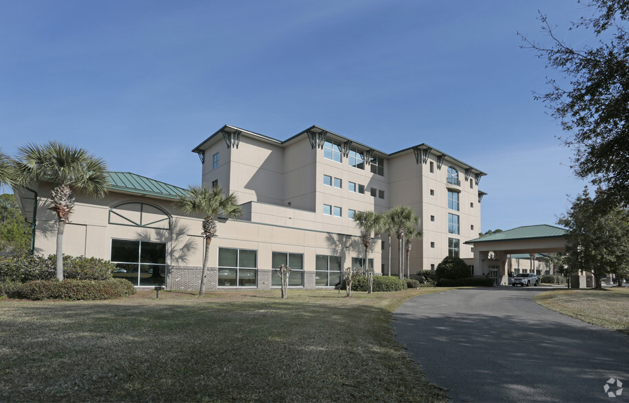 Primary Photo Of Summit Professional Plaza 1111 Glynco Pkwy, Brunswick Medical For Lease