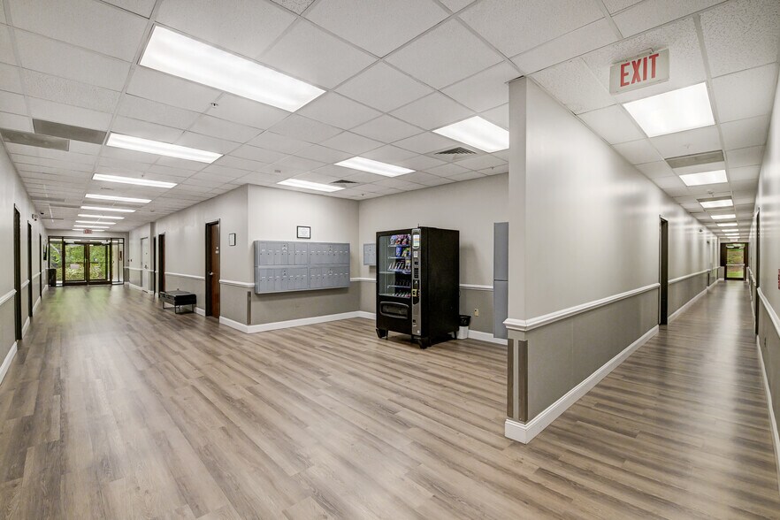 More Photos Of 9700 Research Dr, Charlotte Coworking Space