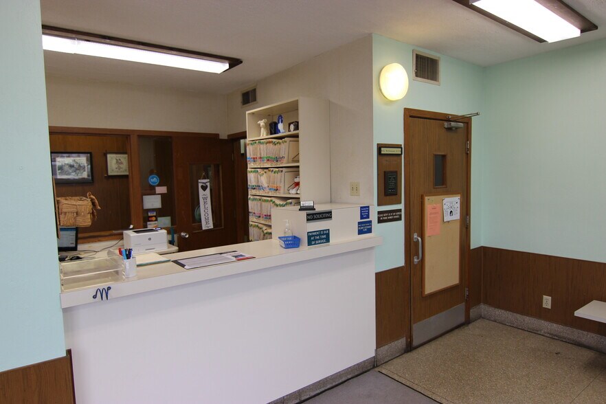 More Photos Of 2900 Belmont Ave, Youngstown Office For Sale