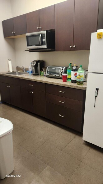 More Photos Of 2437 3rd Ave, Watervliet Warehouse For Sale