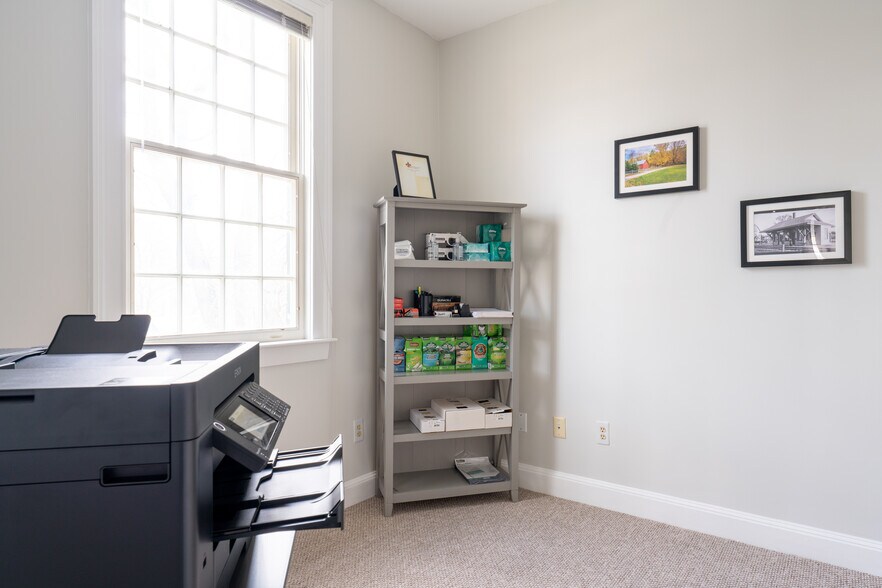 More Photos Of 21 Cochituate Rd, Wayland Office For Lease