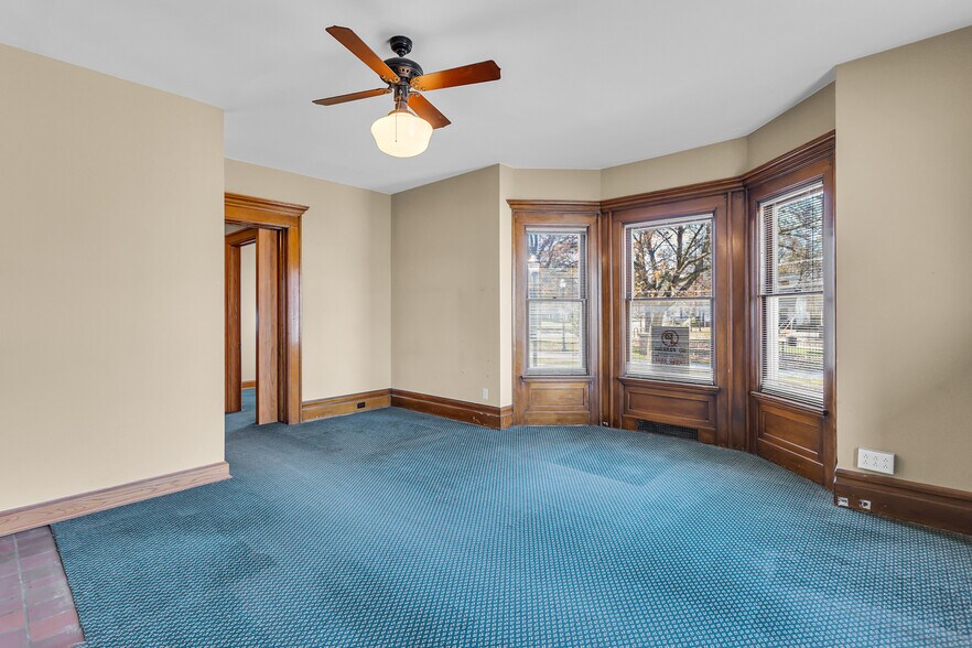 More Photos Of 601 S Jackson St, Jackson Office For Sale