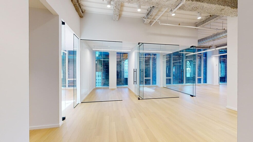 More Photos Of 300 Kent Ave, Brooklyn Office For Lease