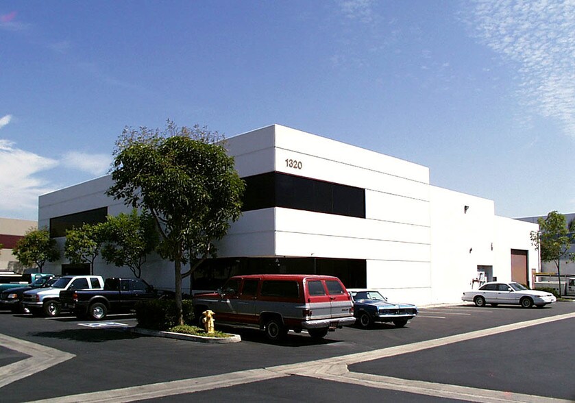 More Photos Of 1320 N Hancock St, Anaheim Warehouse For Lease