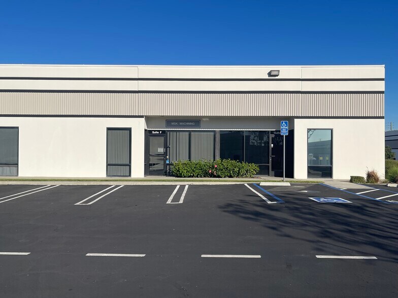 Primary Photo Of 1871 N Gaffey St, San Pedro Flex For Lease