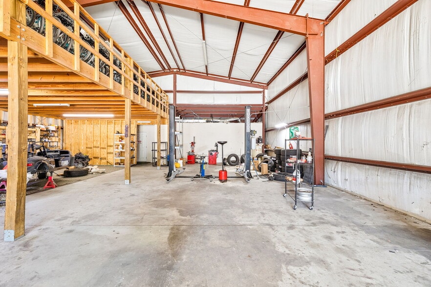 More Photos Of 605 N County Highway 393, Santa Rosa Beach Industrial For Lease