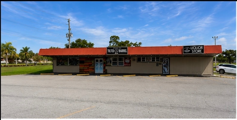 More Photos Of 8010 49th St N, Pinellas Park Freestanding For Sale