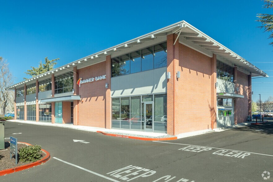 More Photos Of 333 University Ave, Sacramento Unknown For Lease