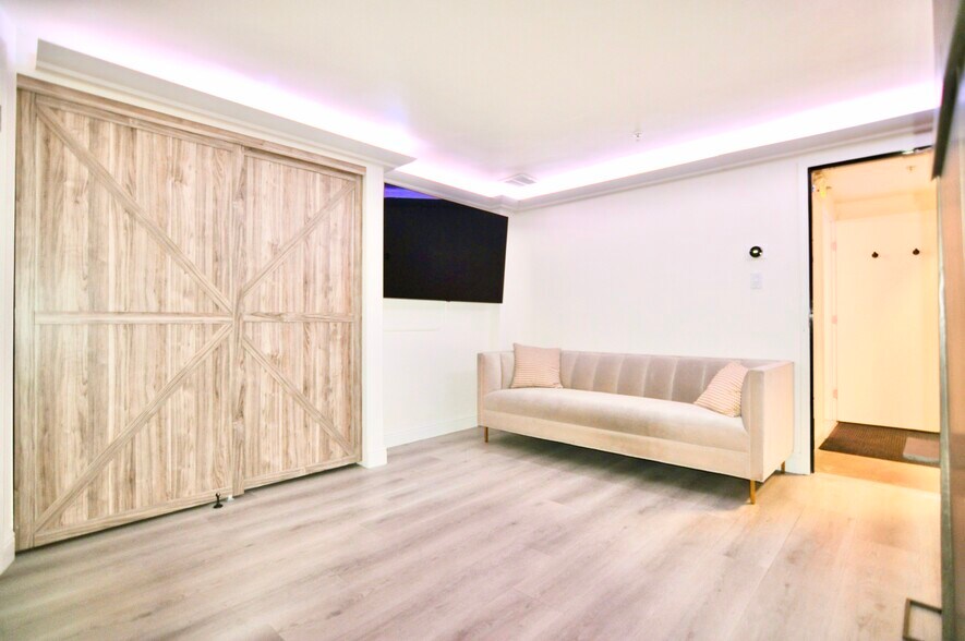 More Photos Of 1385 Harrison St, San Francisco Flex For Sale