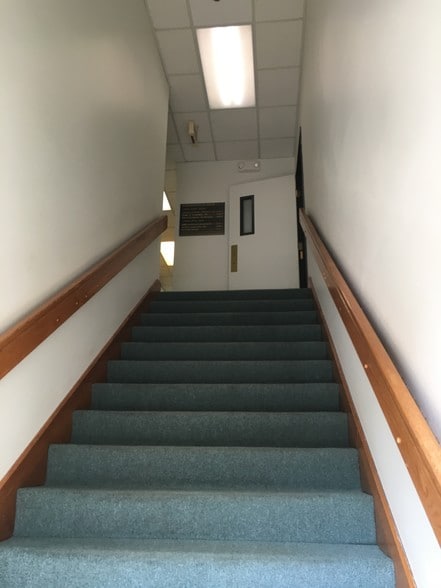 More Photos Of 80 Worcester St, North Grafton Storefront Retail Office For Lease