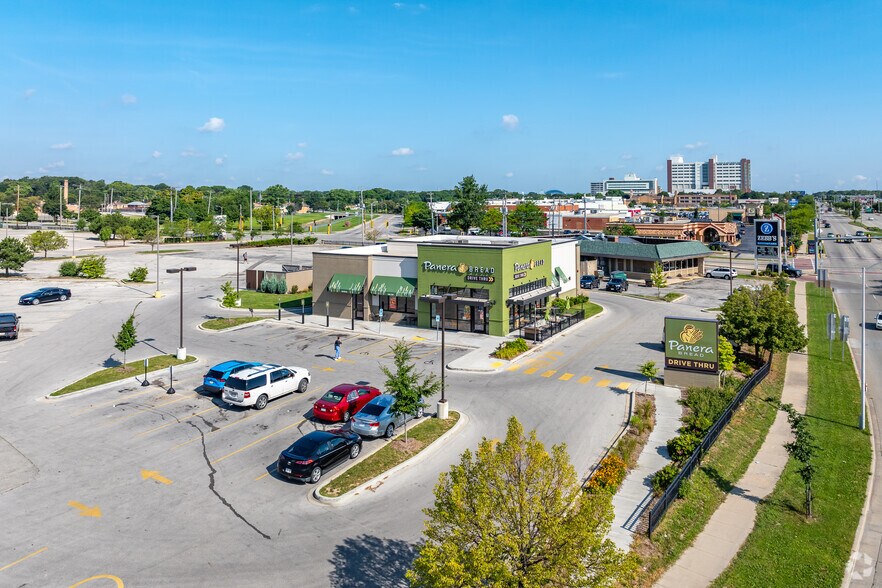 More Photos Of 3511 S 27th, Milwaukee Fast Food For Sale