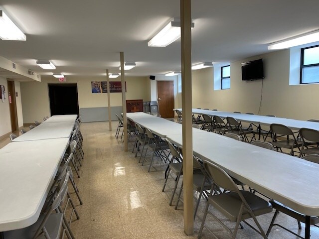 More Photos Of 901 N Prospect Ave, Springfield Freestanding For Sale